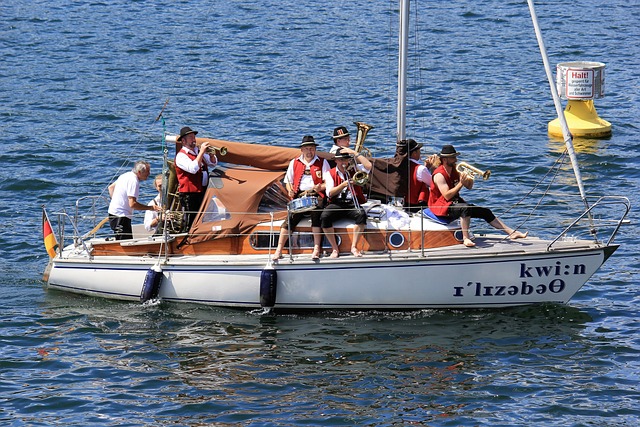 年輕的莫拉 年輕的莫拉